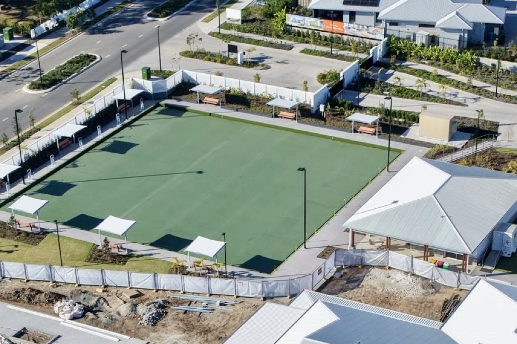 Bowling green at Halcyon Promenade
